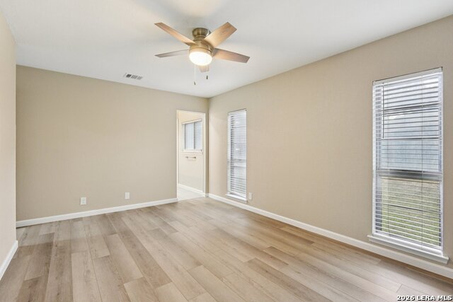 Image 13 of 29 For 11815 Broadwood