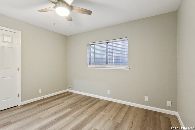 Image 18 of 29 For 11815 Broadwood