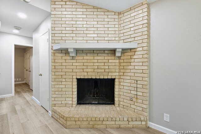 Image 8 of 29 For 11815 Broadwood