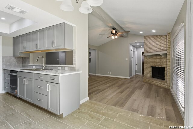 Image 9 of 29 For 11815 Broadwood