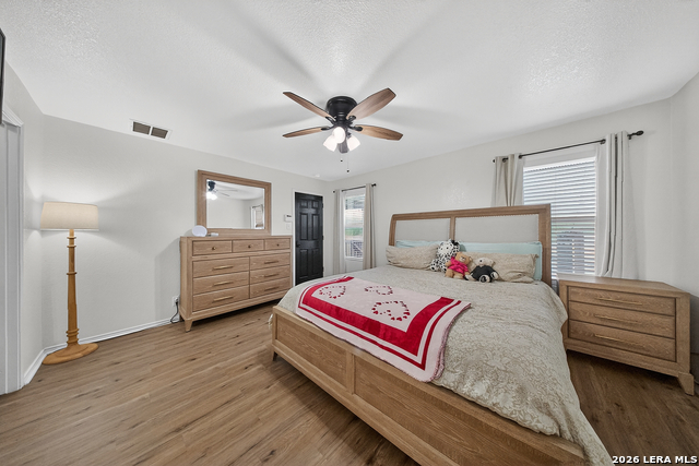 Image 13 of 40 For 11523 Oaks Hike