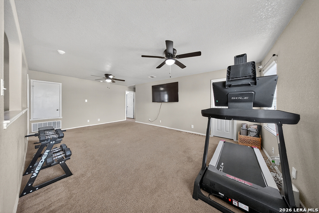 Image 18 of 40 For 11523 Oaks Hike