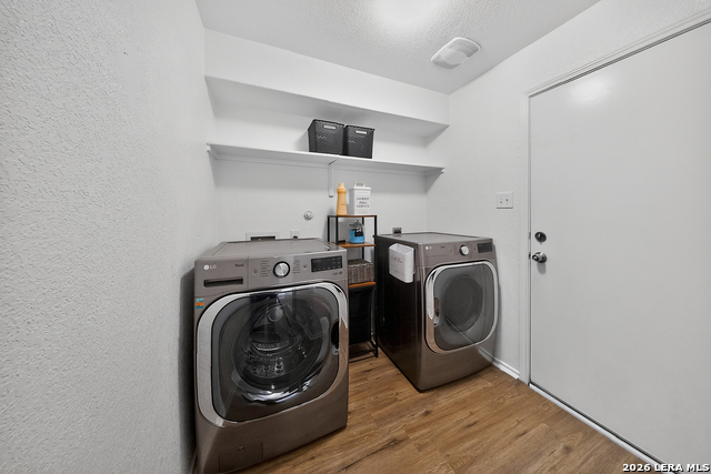 Image 21 of 40 For 11523 Oaks Hike