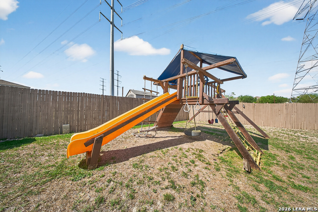 Image 31 of 40 For 11523 Oaks Hike