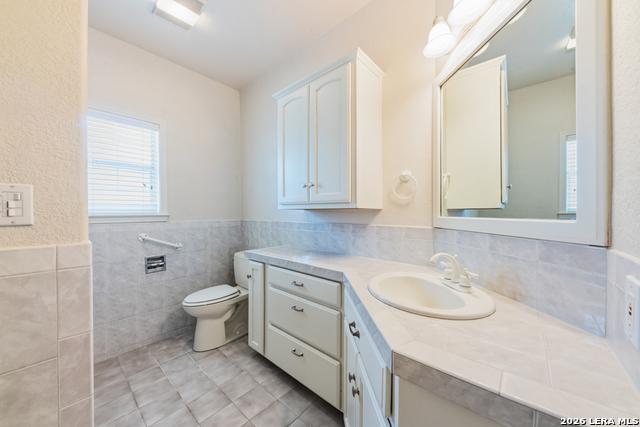 Image 21 of 27 For 2592 Edgegrove