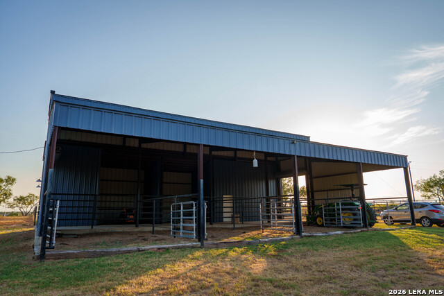 Image 30 of 50 For 5002 Fm 476  