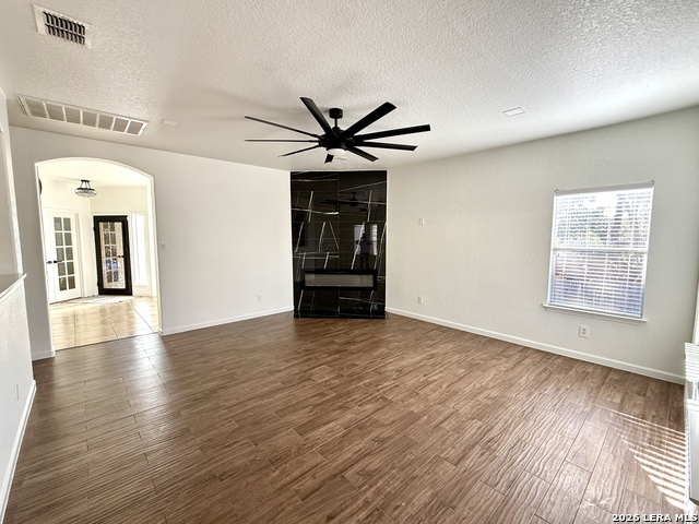 Image 11 of 38 For 1003 Atkins Bay