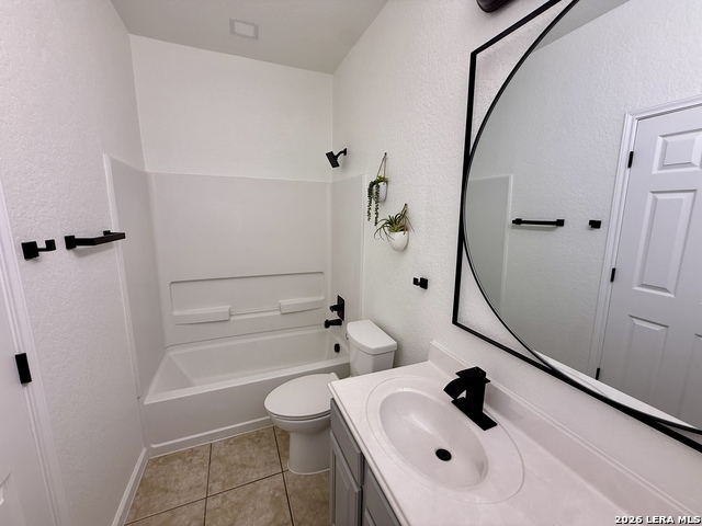 Image 9 of 38 For 1003 Atkins Bay