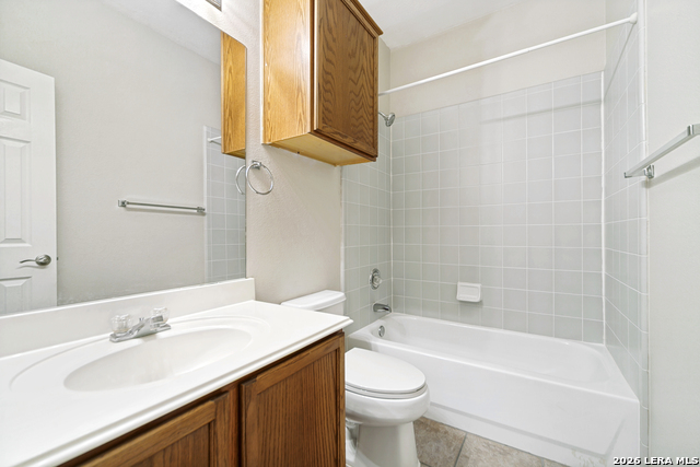 Image 19 of 24 For 24726 Crescent Run