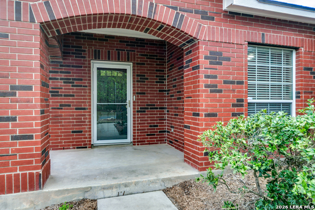 Image 3 of 24 For 24726 Crescent Run