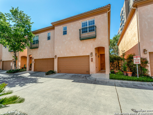 Image 2 of 30 For 7897 Broadway  1001