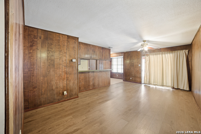 Image 11 of 25 For 911 Clearview