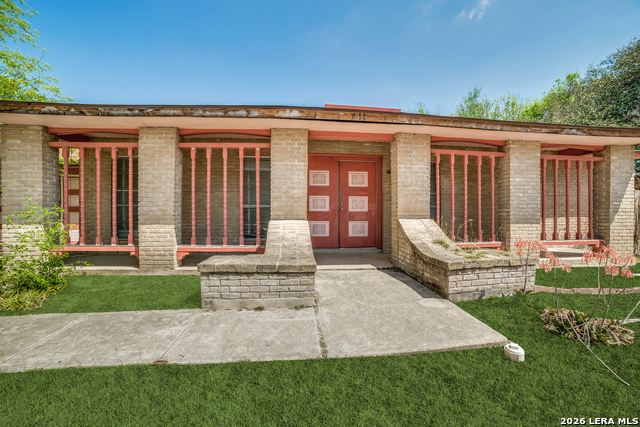 Image 3 of 25 For 911 Clearview