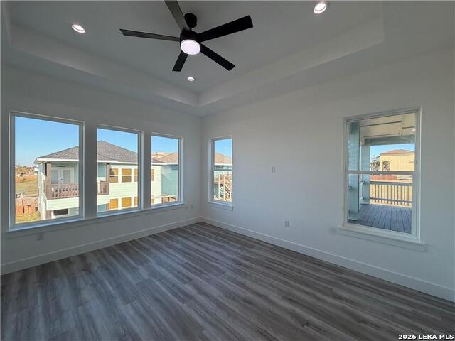 Image 17 of 43 For 138 Sea Air  