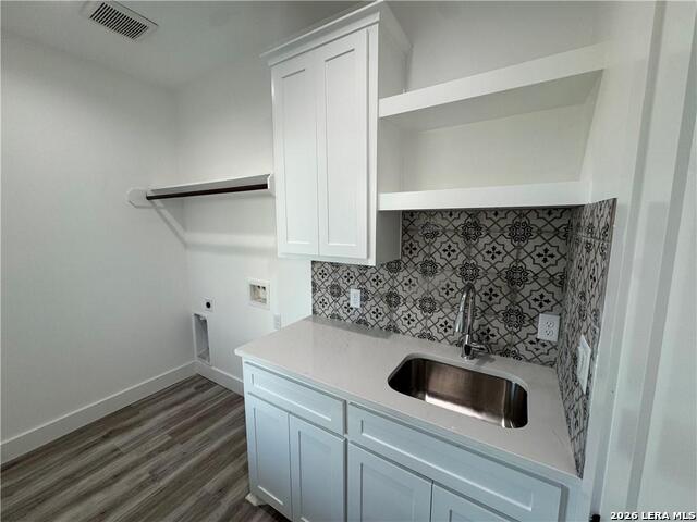 Image 30 of 43 For 138 Sea Air  