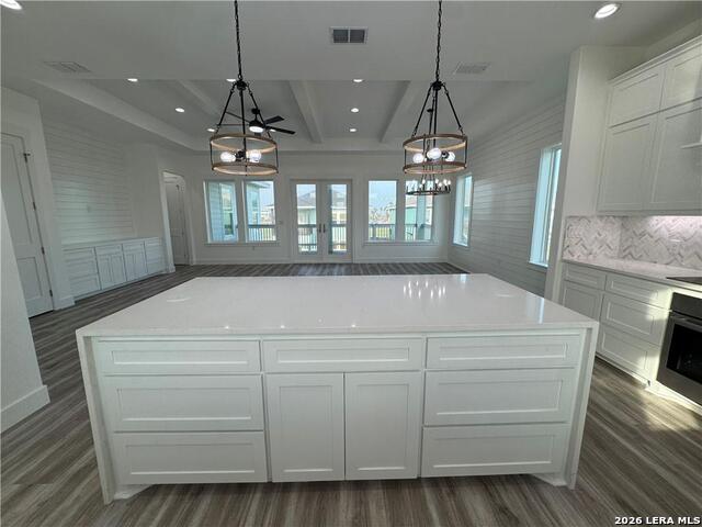 Image 9 of 43 For 138 Sea Air  