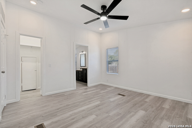 Image 13 of 25 For 5111 Savannah Woods