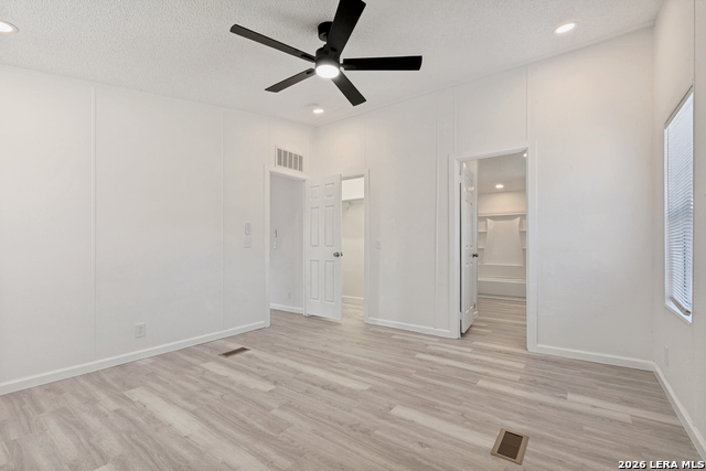 Image 14 of 25 For 5111 Savannah Woods