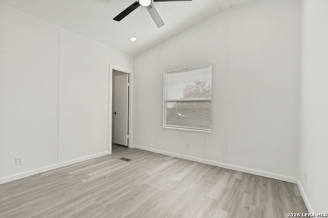 Image 19 of 25 For 5111 Savannah Woods