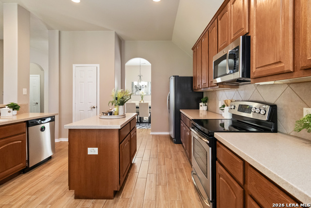 Image 11 of 40 For 1716 Oak Wind