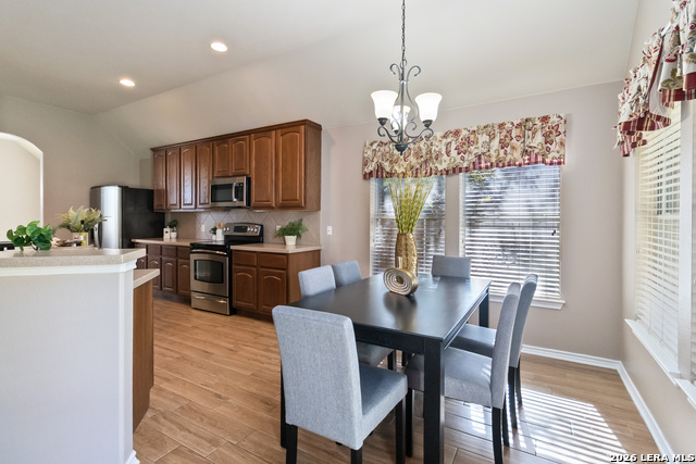 Image 17 of 40 For 1716 Oak Wind