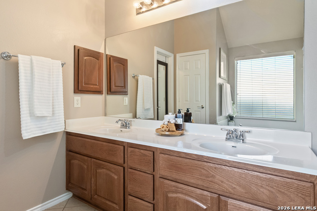 Image 24 of 40 For 1716 Oak Wind