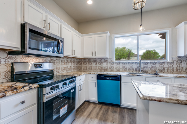 Image 12 of 25 For 11963 Adriana Maria