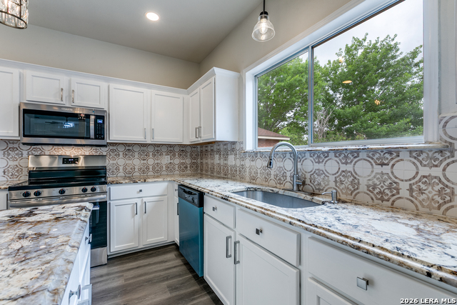 Image 13 of 25 For 11963 Adriana Maria