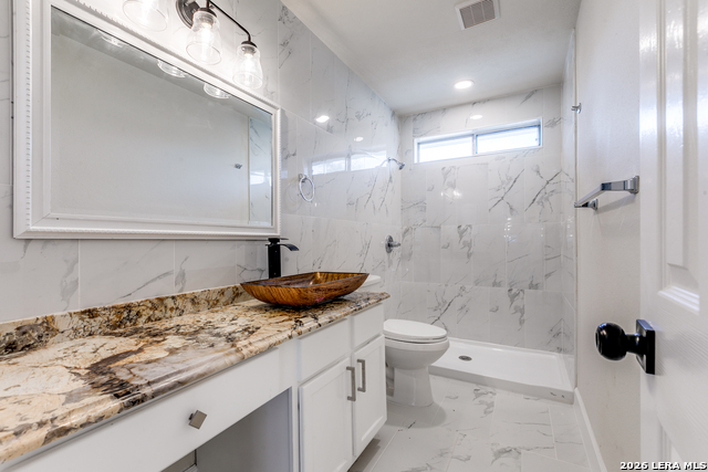 Image 16 of 25 For 11963 Adriana Maria