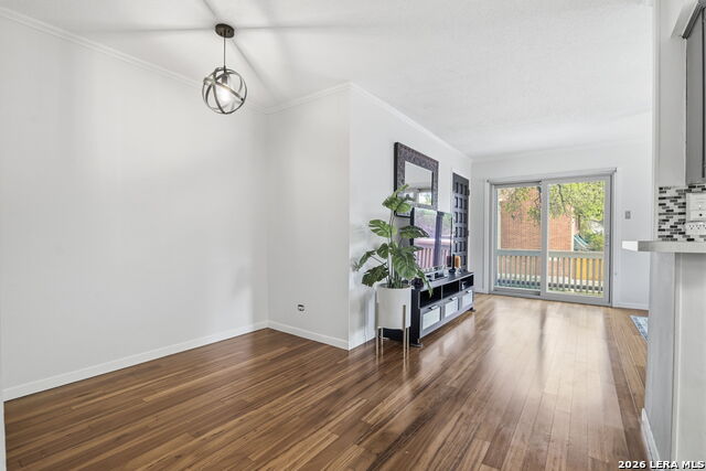 Image 11 of 24 For 2300 Nacogdoches  Unit 257n