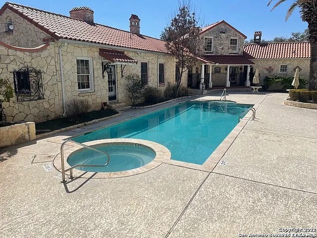 Image 18 of 22 For 6160 Eckhert  1302