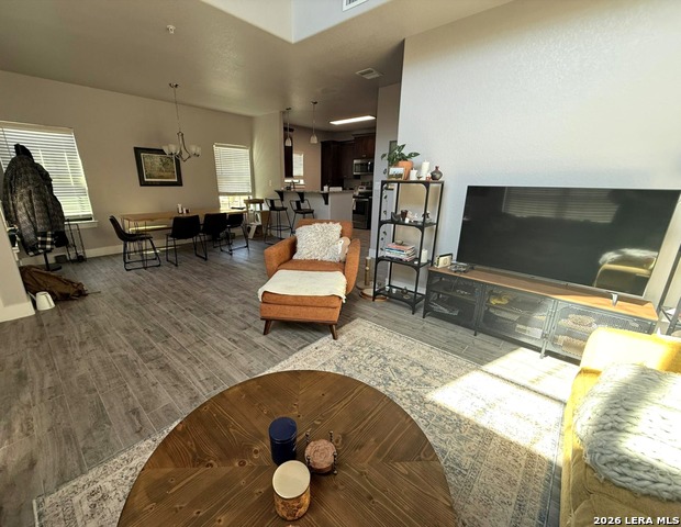 Image 4 of 22 For 6160 Eckhert  1302