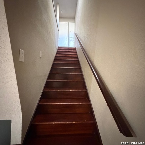 Image 14 of 26 For 7123 Thrush View  17