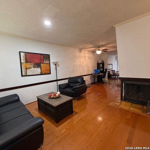 Image 4 of 26 For 7123 Thrush View  17