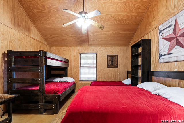 Image 21 of 35 For 19 Wisteria Way