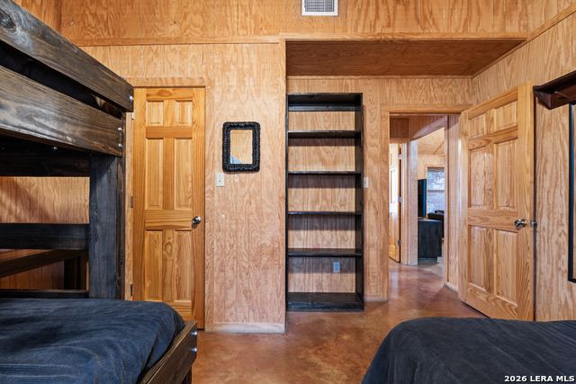 Image 23 of 35 For 19 Wisteria Way