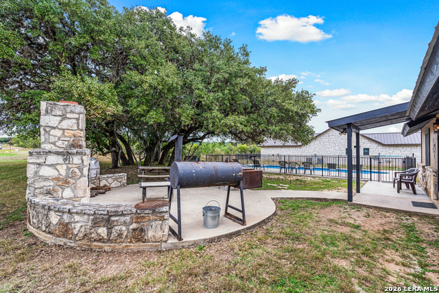 Image 33 of 35 For 19 Wisteria Way