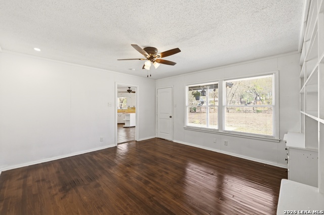 Image 19 of 39 For 219 Sunnycrest