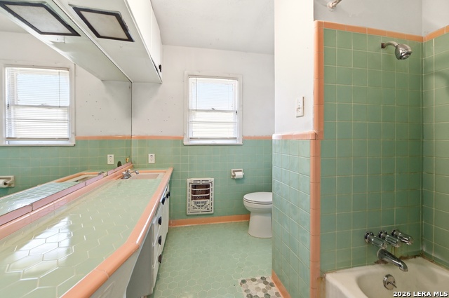 Image 21 of 39 For 219 Sunnycrest