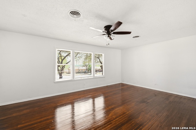 Image 5 of 39 For 219 Sunnycrest