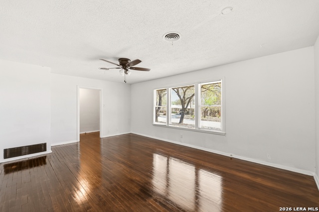 Image 8 of 39 For 219 Sunnycrest