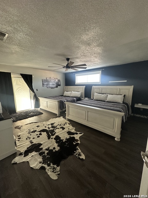 Image 12 of 27 For 3201 Oak Ridge