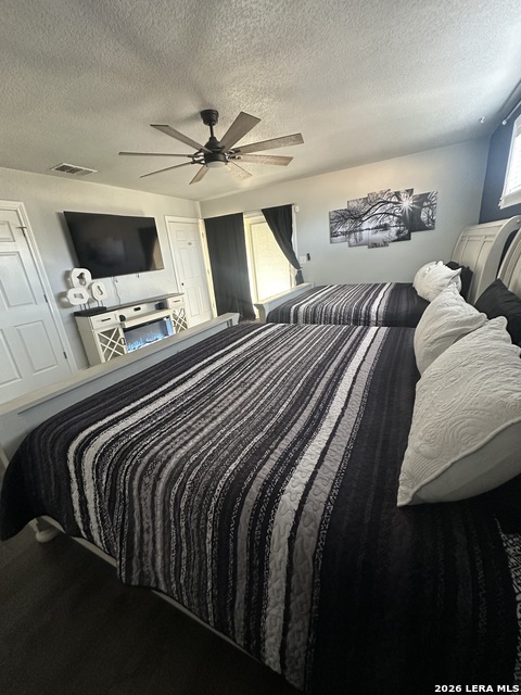 Image 14 of 27 For 3201 Oak Ridge