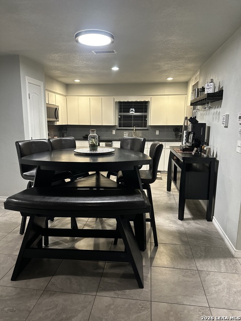 Image 9 of 27 For 3201 Oak Ridge