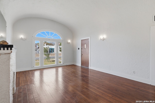 Image 8 of 33 For 1446 Fulton  