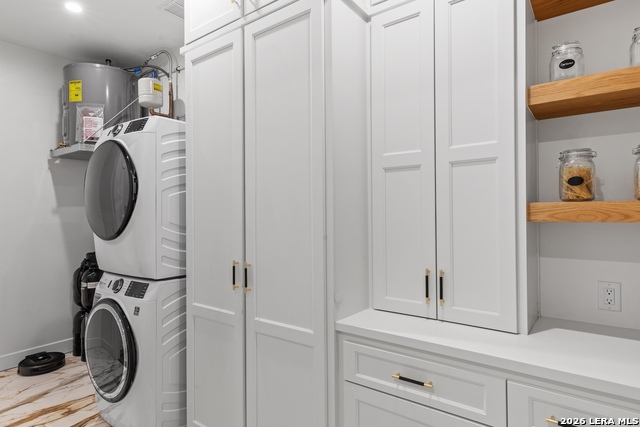 Image 27 of 50 For 230 Dwyer  705