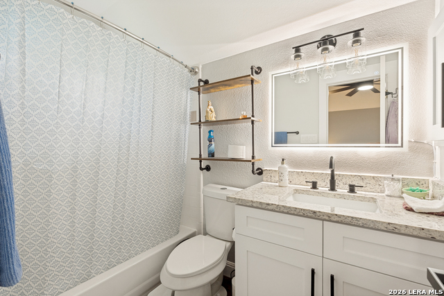 Image 16 of 25 For 2817 Valencia Ln