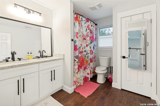 Image 18 of 25 For 2817 Valencia Ln