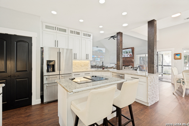 Image 7 of 25 For 2817 Valencia Ln