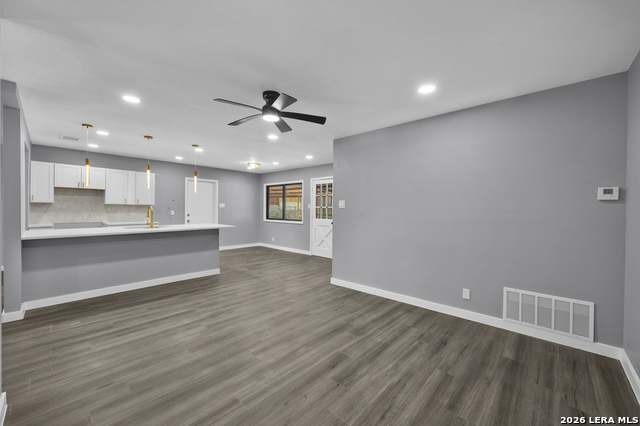 Image 13 of 36 For 6007 Morning Star